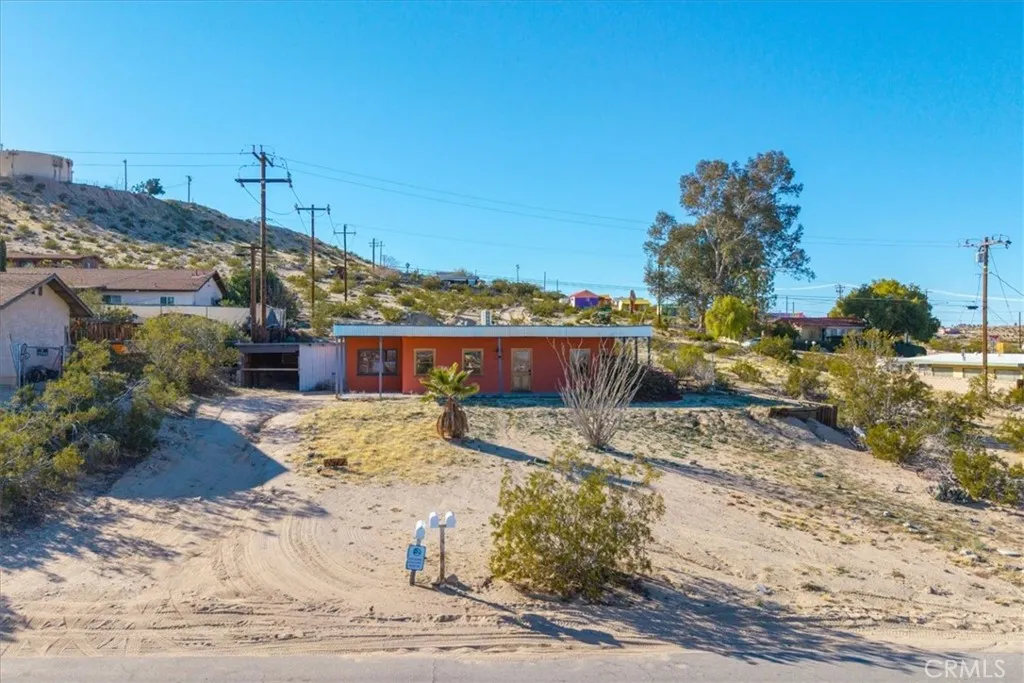6572 Bullion, 29 Palms, California 92277 home-pic-14