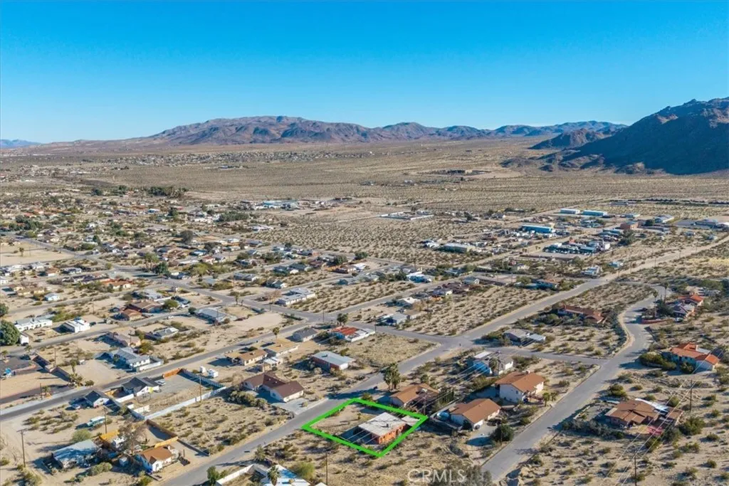 6572 Bullion, 29 Palms, California 92277 home-pic-47