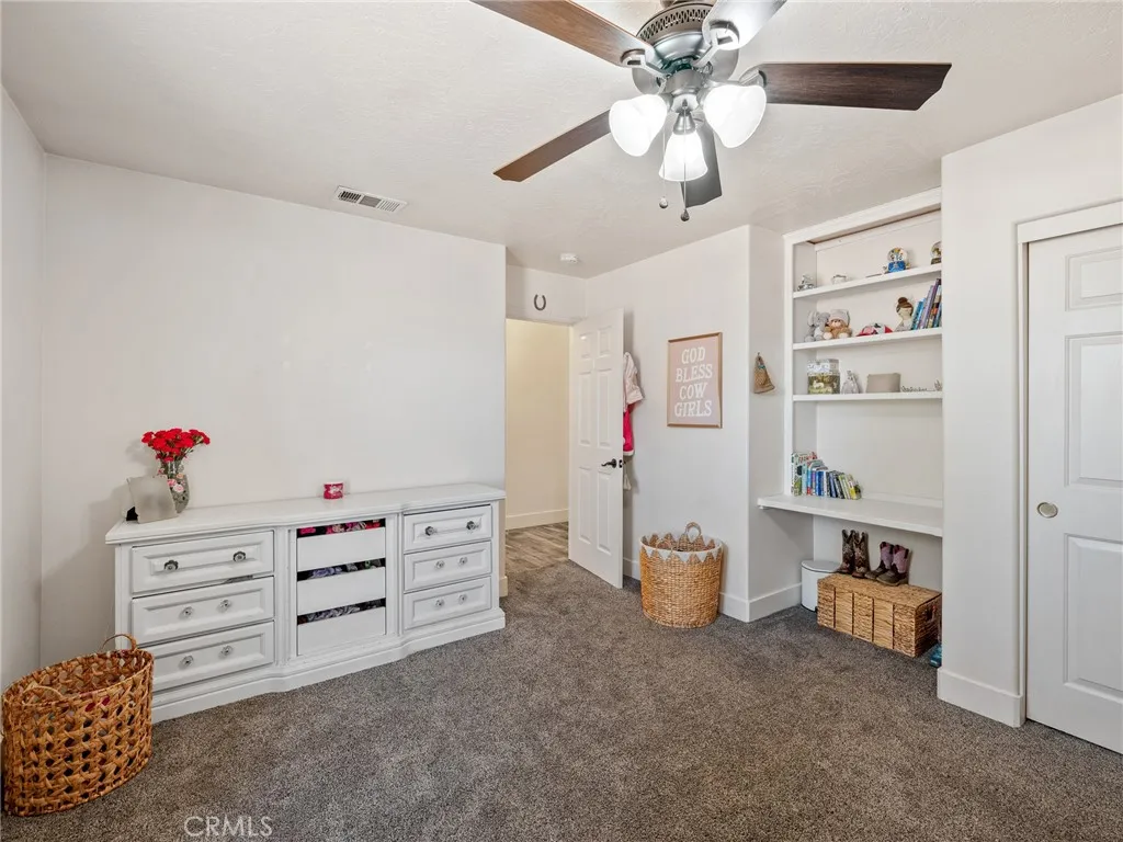 6370 Fremontia Street, Hesperia, California 92344 home-pic-36