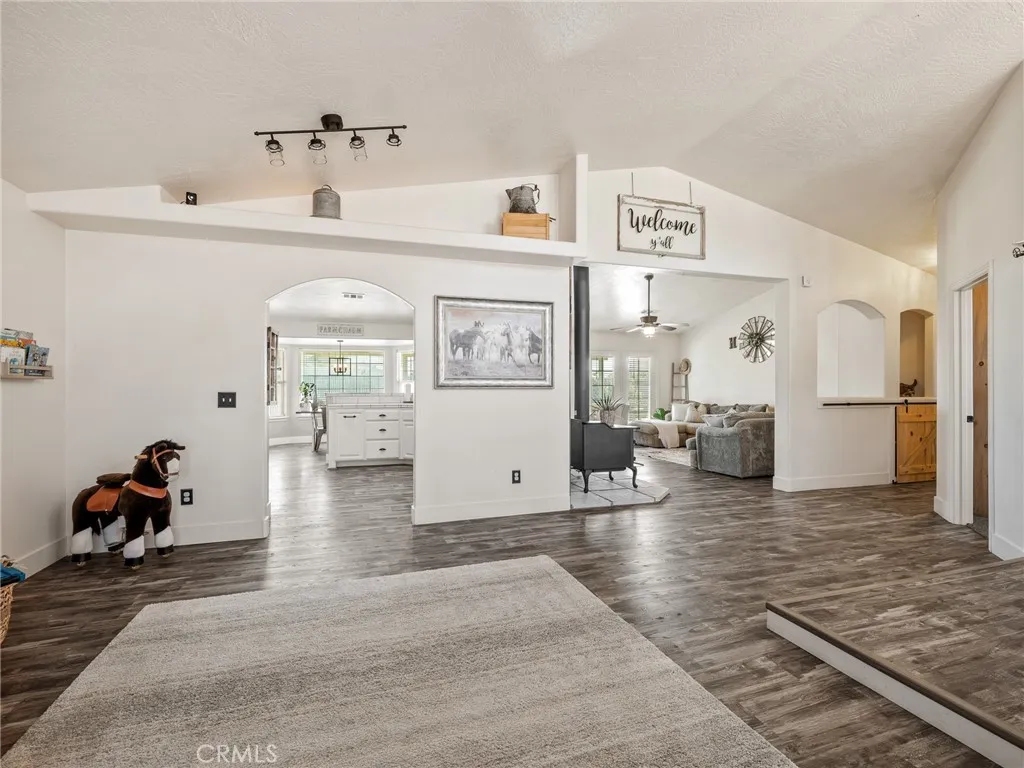 6370 Fremontia Street, Hesperia, California 92344 home-pic-14