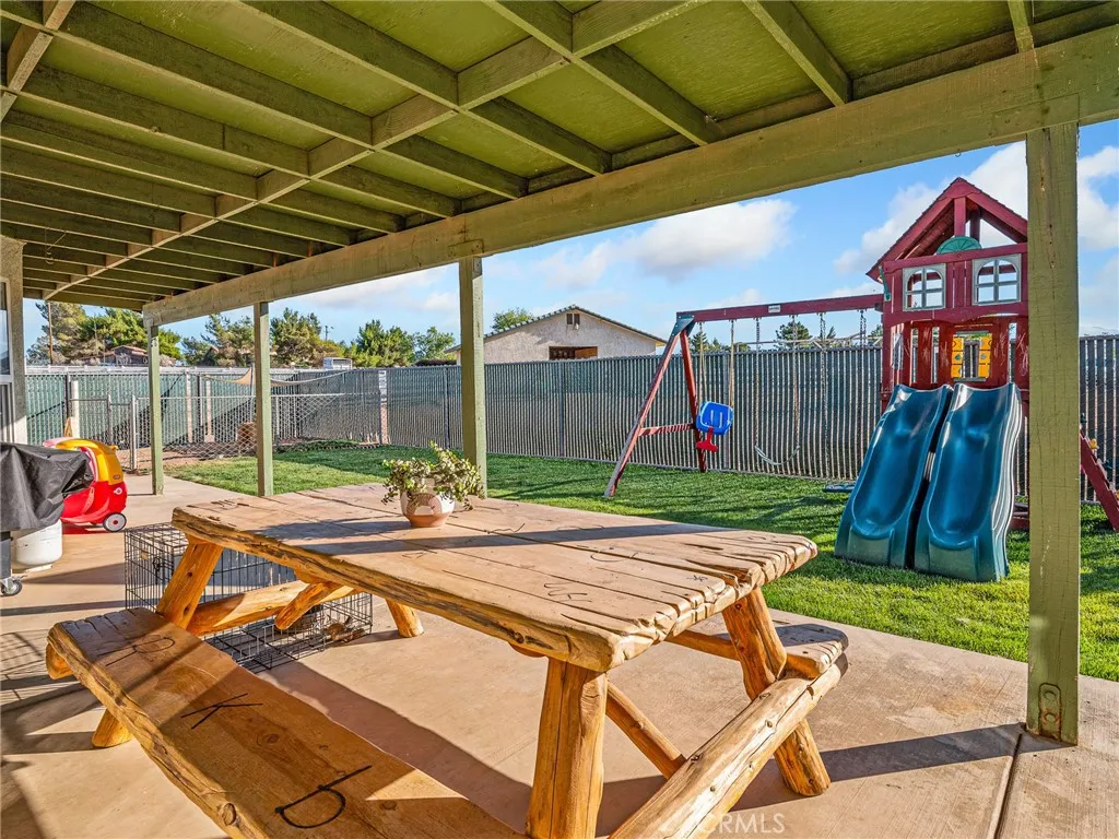 6370 Fremontia Street, Hesperia, California 92344 home-pic-45