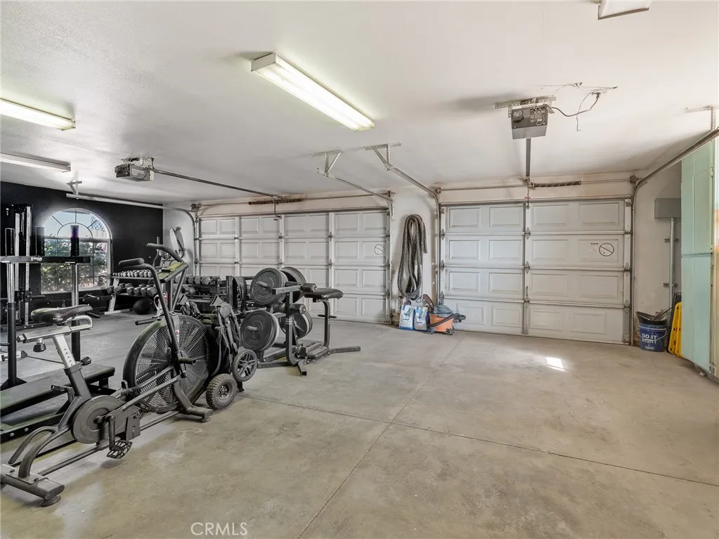 6370 Fremontia Street, Hesperia, California 92344 home-pic-41