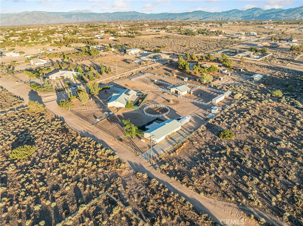 6370 Fremontia Street, Hesperia, California 92344 home-pic-61