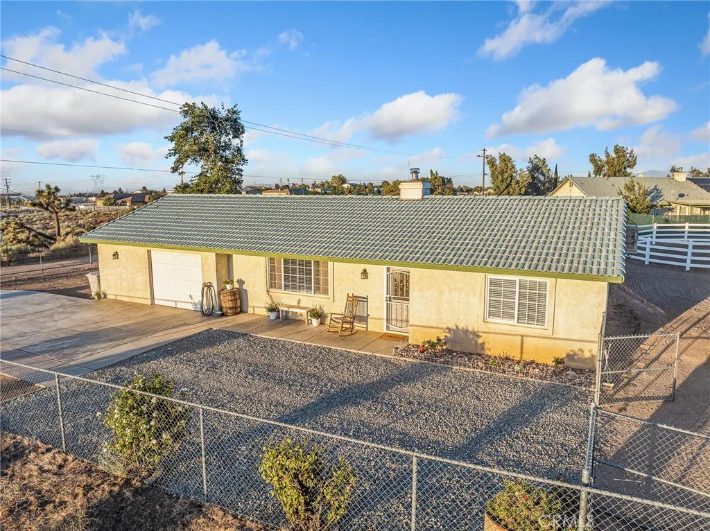 6370 Fremontia Street, Hesperia, California 92344 home-pic-46