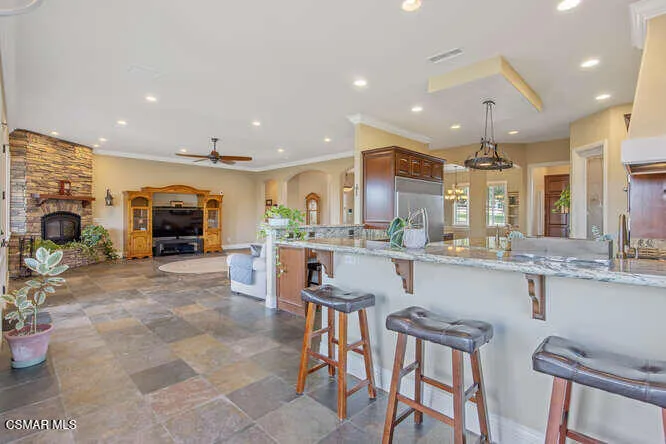 39860 86th St W Leona Valley-small-022-0