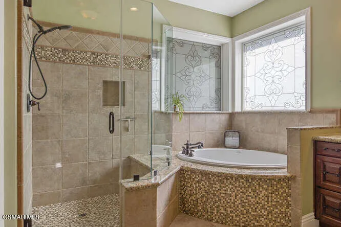 39860 86th St W Leona Valley-small-039-0