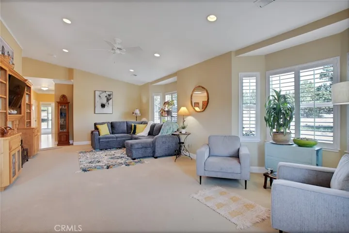 16840 Antler Way, Weed, California 96094