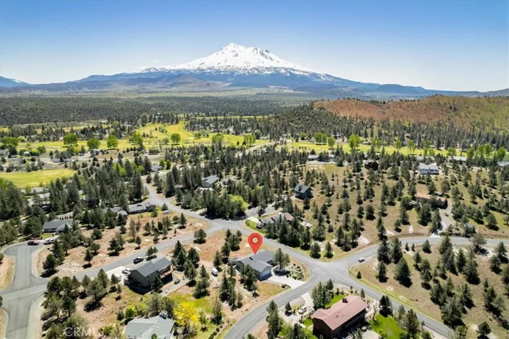 16840 Antler Way, Weed, California 96094