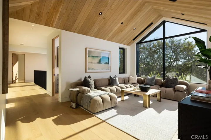 Luxury custom residence at 2100 Windward Ln, Newport Beach inspired by the Four Seasons Cabo San Lucas lifestyle.
 Dover Shores, Newport Beach Orange County California