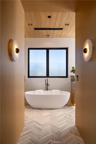 Luxury custom residence at 2100 Windward Ln, Newport Beach inspired by the Four Seasons Cabo San Lucas lifestyle.
 Dover Shores, Newport Beach Orange County California