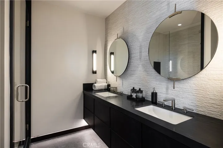 218 E Oceanfront Newport Beach California "Architectural Digest" newly rebuilt oceanfront home