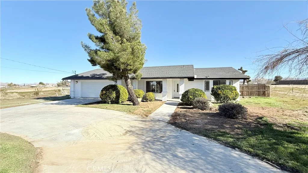11389 Hesperia, Hesperia, California 92345 home-pic-1