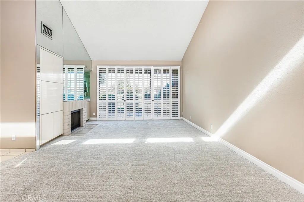304 Villena, Palm Desert, California 92260 home-pic-7
