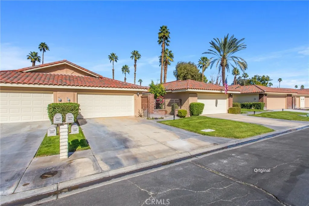304 Villena, Palm Desert, California 92260 home-pic-2
