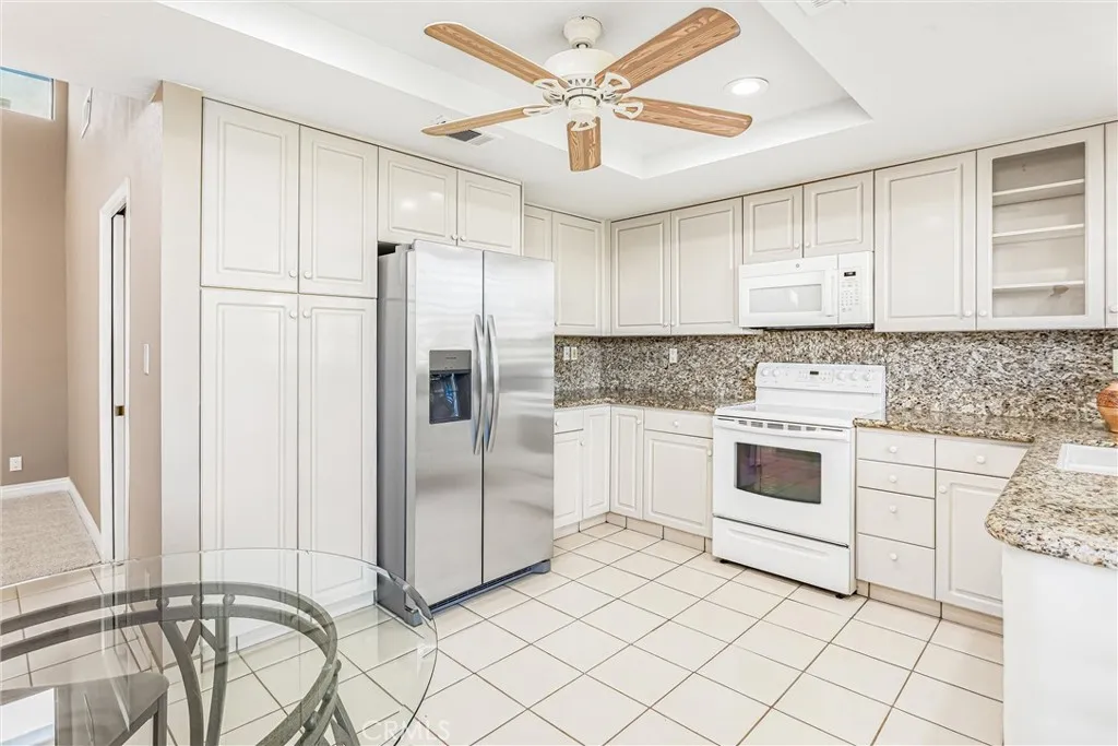 304 Villena, Palm Desert, California 92260 home-pic-13