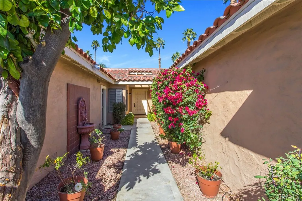 304 Villena, Palm Desert, California 92260 home-pic-5