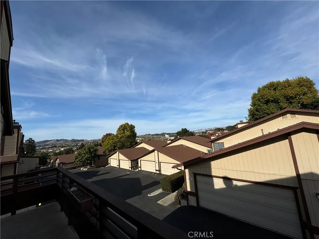 289 Hillcrest, Arroyo Grande, California 93420 home-pic-11