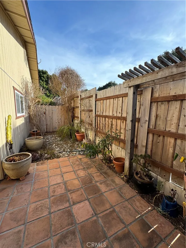 289 Hillcrest, Arroyo Grande, California 93420 home-pic-23