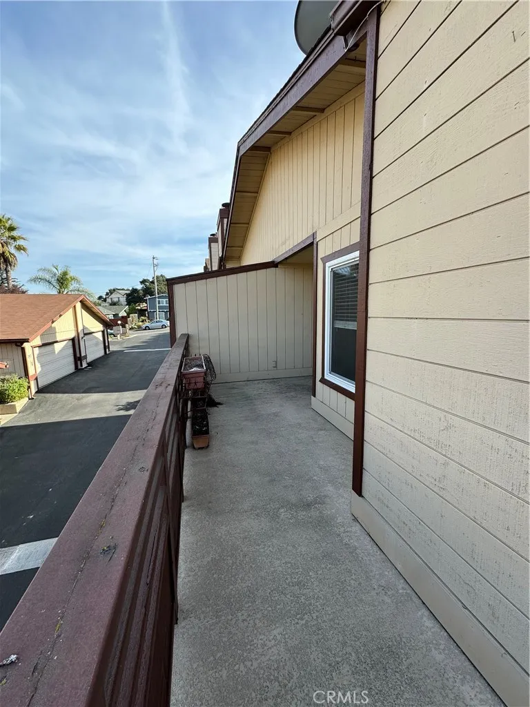 289 Hillcrest, Arroyo Grande, California 93420 home-pic-10