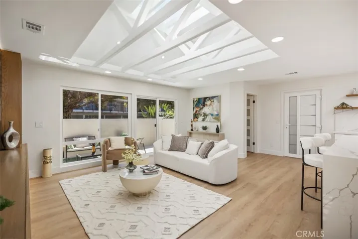 3253 San Amadeo P, Laguna Woods, California 92637