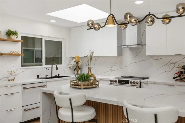 3253 San Amadeo P, Laguna Woods, California 92637