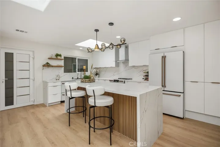 3253 San Amadeo P, Laguna Woods, California 92637
