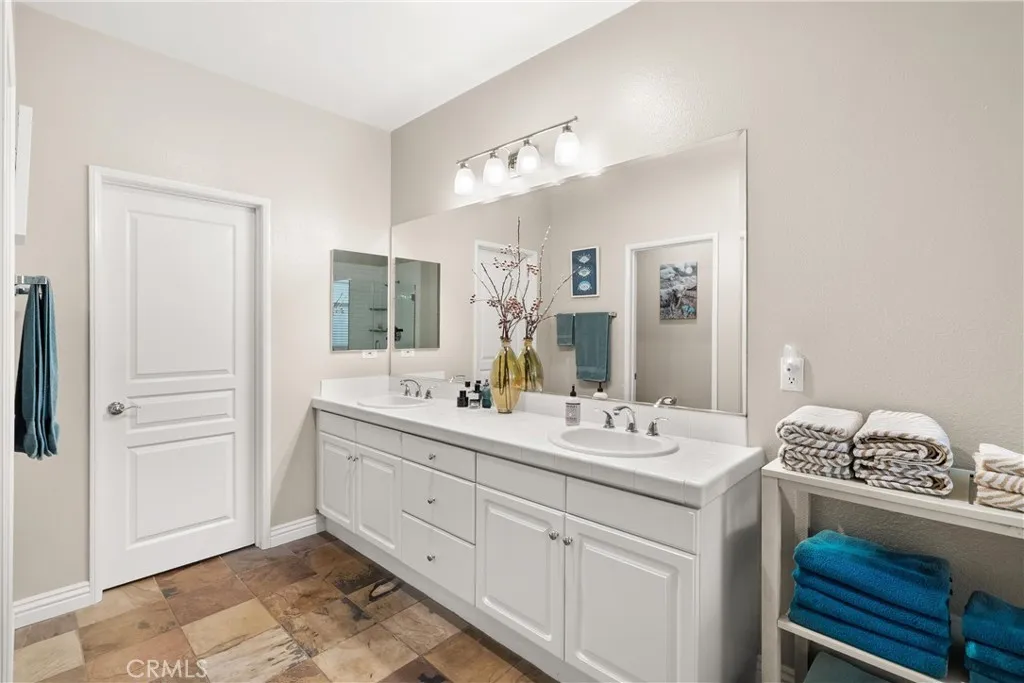 201 Sklar, Ladera Ranch, California 92694 home-pic-26
