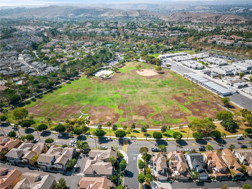 201 Sklar, Ladera Ranch, California 92694 home-pic-37