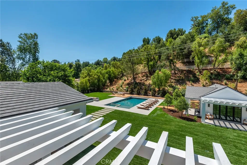 24044 Long Valley Road, Hidden Hills, California 91302 home-pic-32