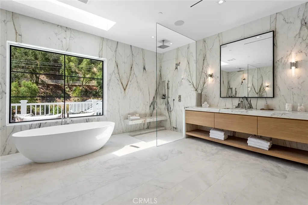 24044 Long Valley Road, Hidden Hills, California 91302 home-pic-28
