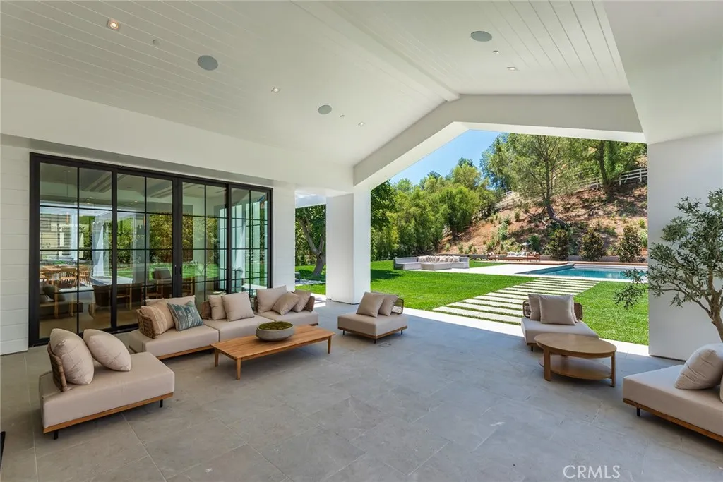 24044 Long Valley Road, Hidden Hills, California 91302 home-pic-44