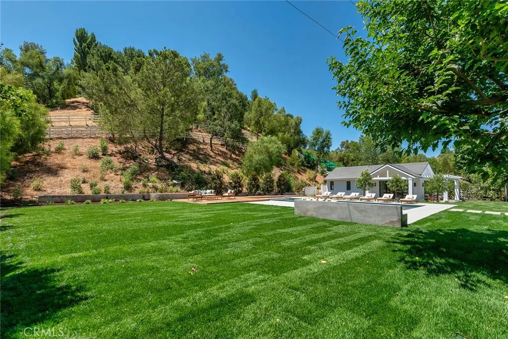 24044 Long Valley Road, Hidden Hills, California 91302 home-pic-50