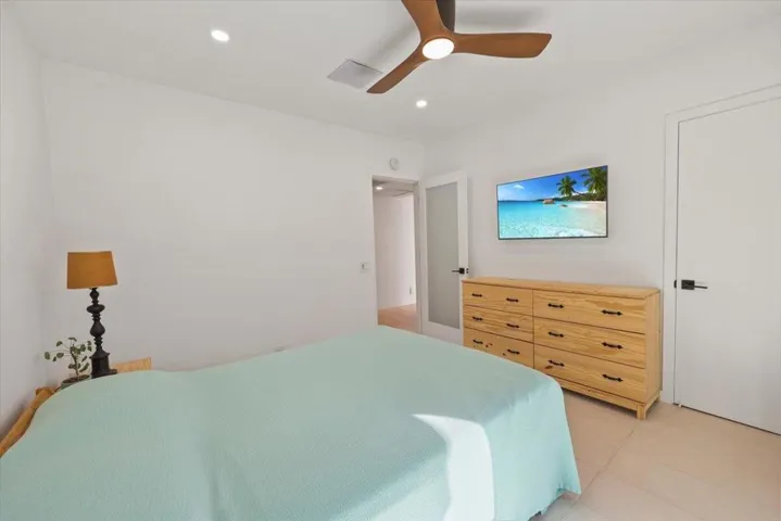 20-6E3A9887