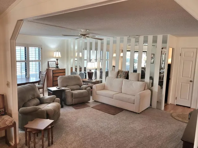 Large Den/Family Room