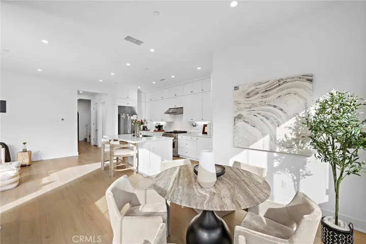 120 Eversedge, Irvine, California 92618