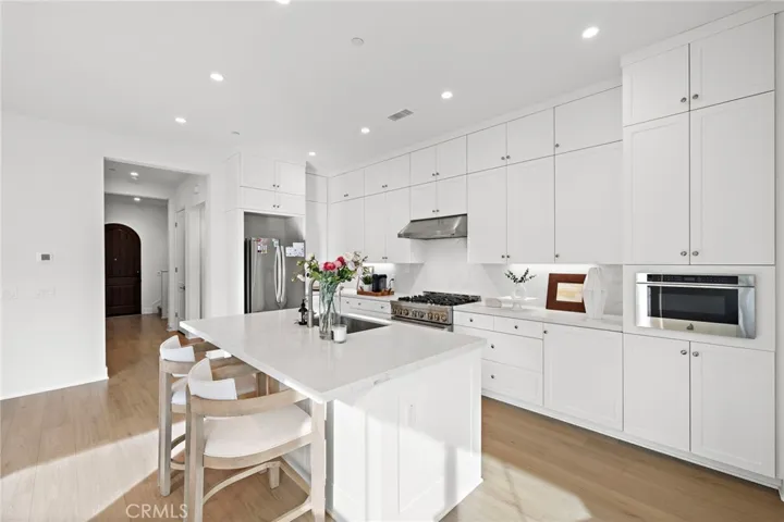 120 Eversedge, Irvine, California 92618