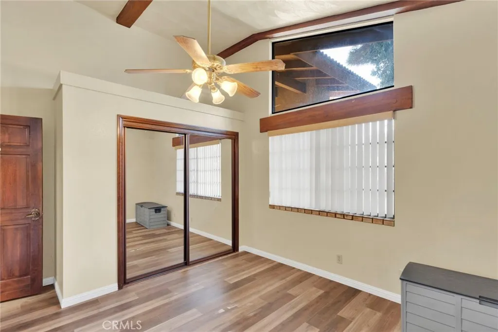 17800 Cresta Blanca Drive, Victorville, California 92395 home-pic-23
