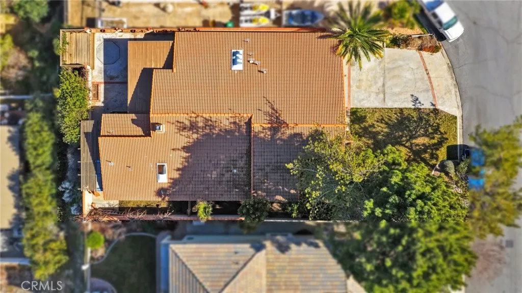 17800 Cresta Blanca Drive, Victorville, California 92395 home-pic-49