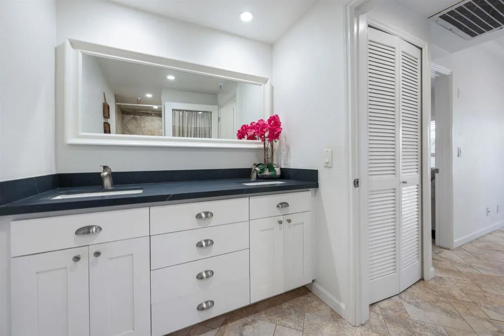 620 State St 115, San Diego, California 92101 home-pic-15