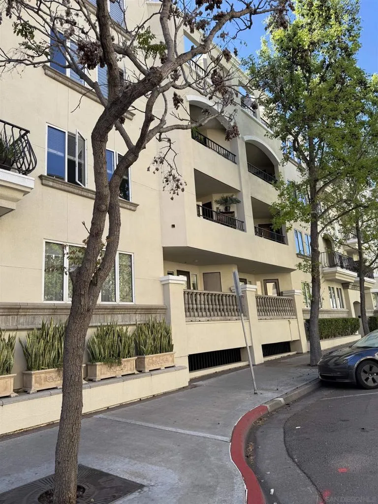 620 State St 115, San Diego, California 92101 home-pic-30