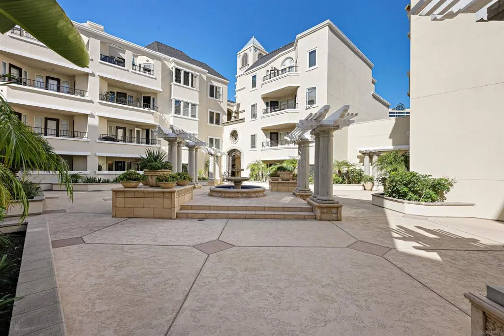 620 State St 115, San Diego, California 92101 home-pic-35