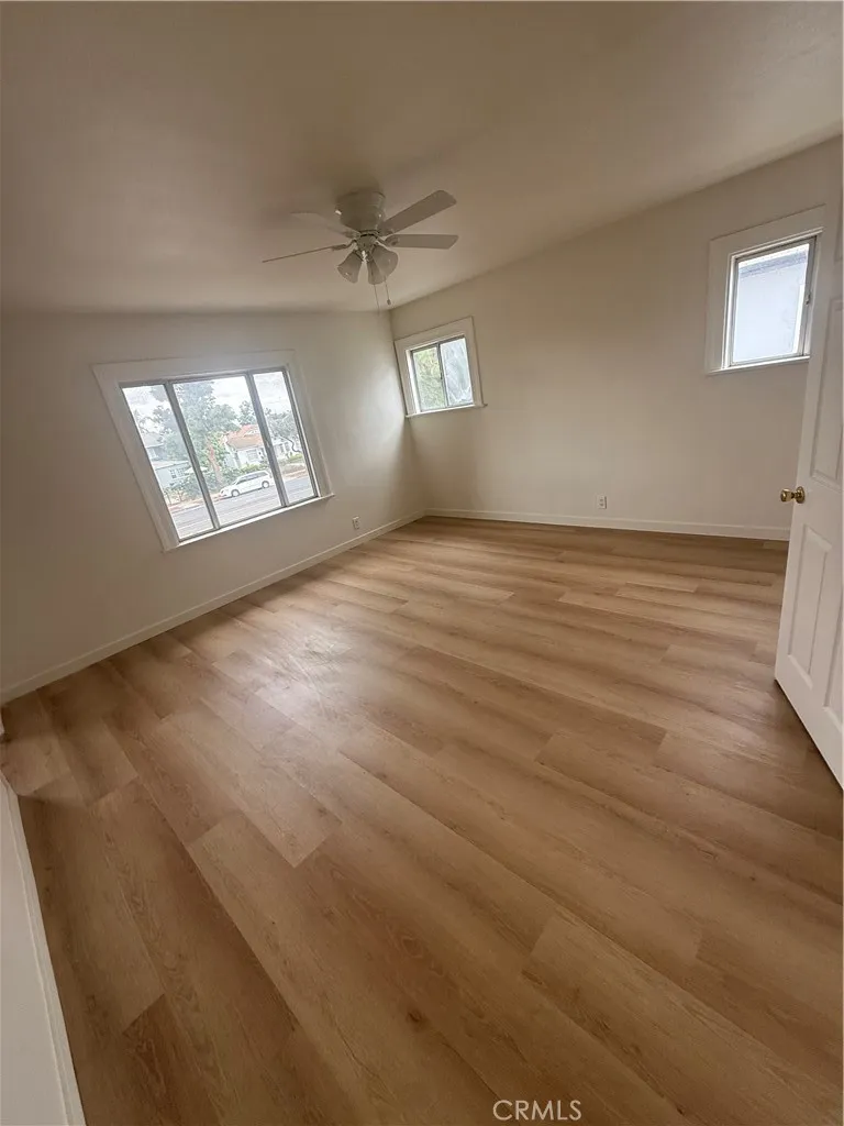1307 W Martin Luther King Jr Boulevard, Los Angeles, California 90037 home-pic-6