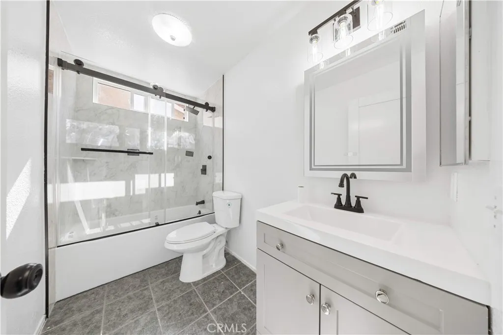 23296 Tulip Court, Corona, California 92883 home-pic-25