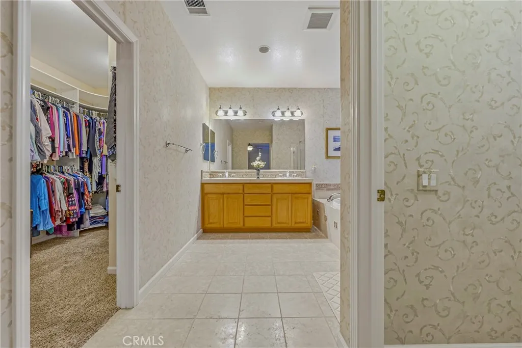 1258 Avignon, Merced, California 95348 home-pic-40