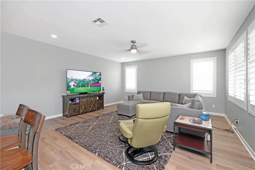 1525 Horizon, Banning, California 92220 home-pic-14