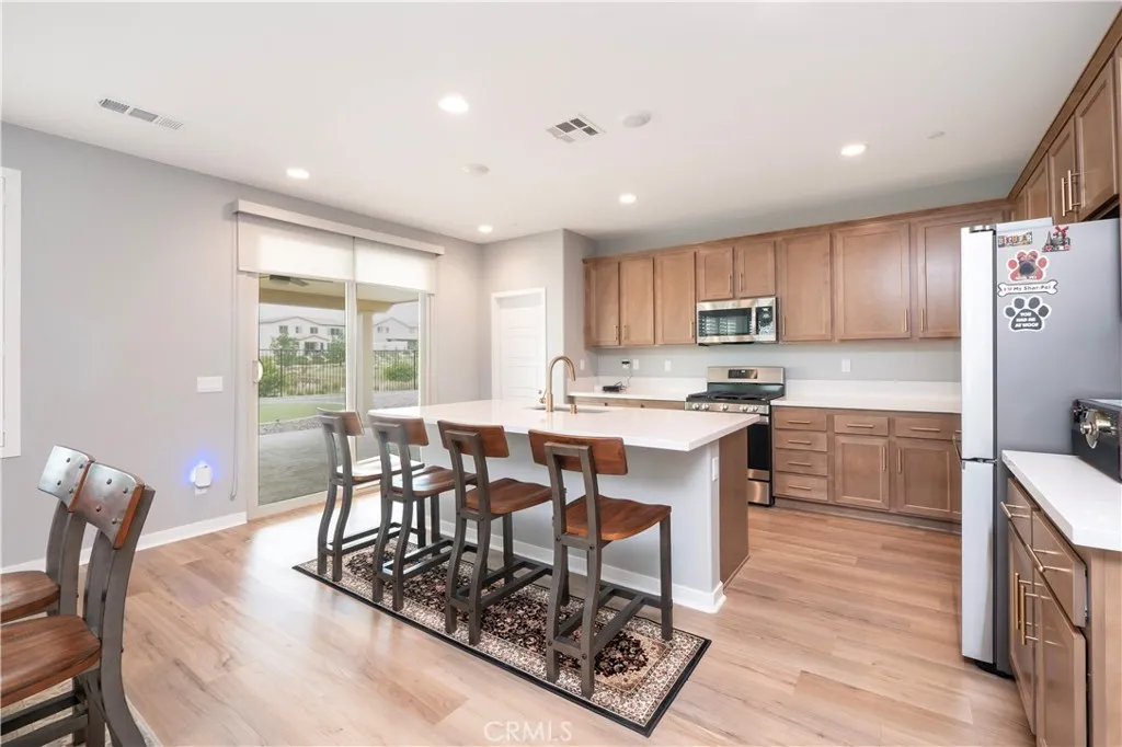 1525 Horizon, Banning, California 92220 home-pic-16