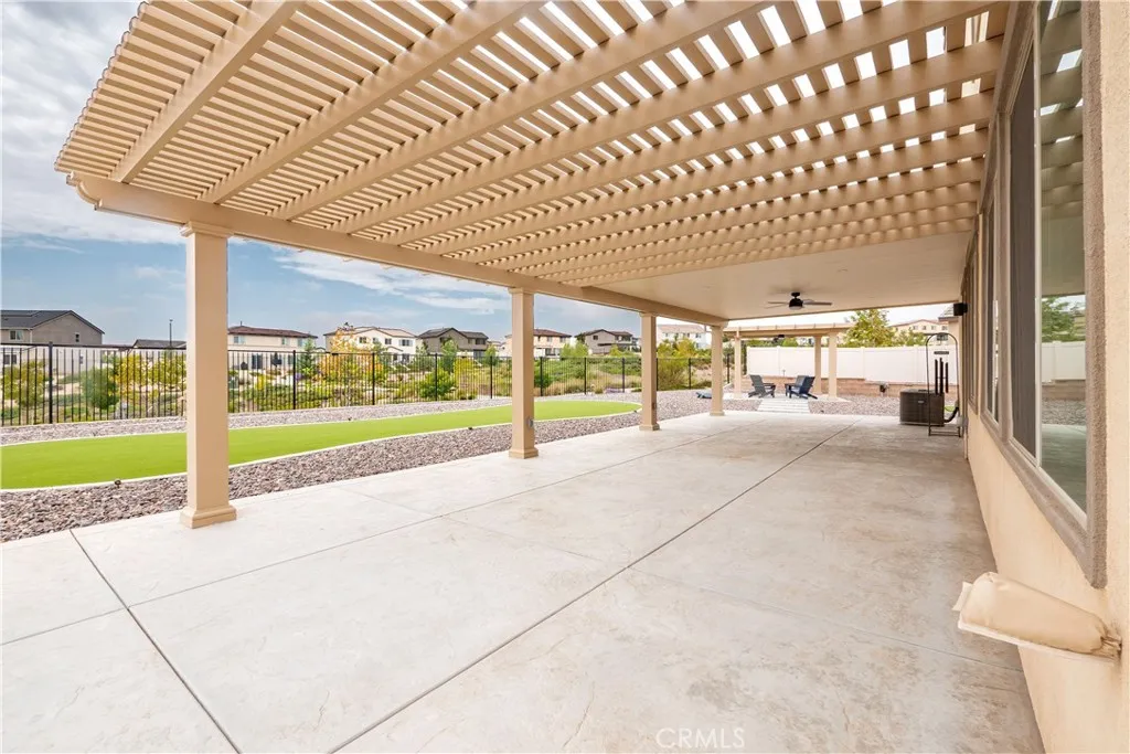 1525 Horizon, Banning, California 92220 home-pic-57