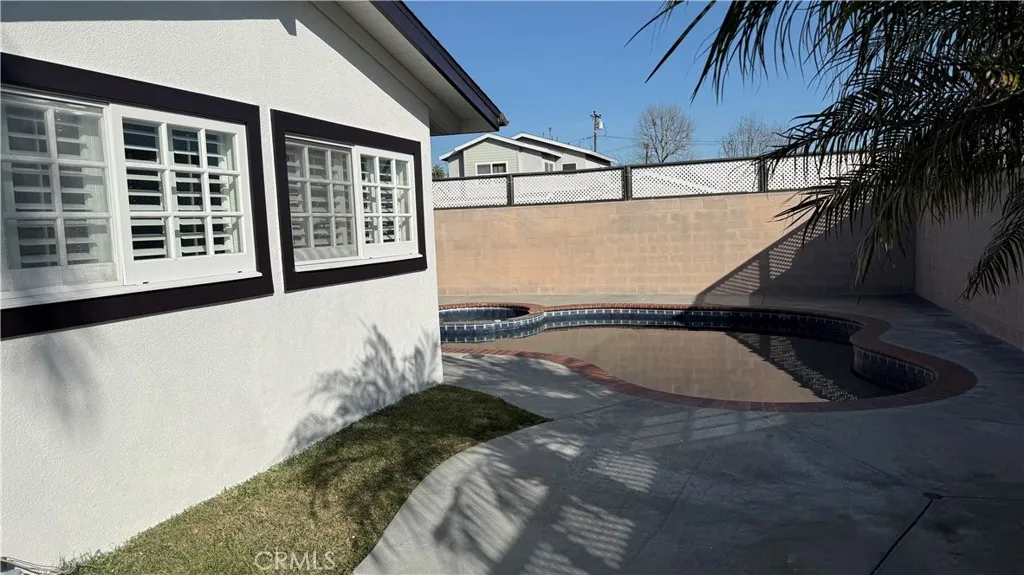 8422 Munster, Huntington Beach, California 92646 home-pic-18