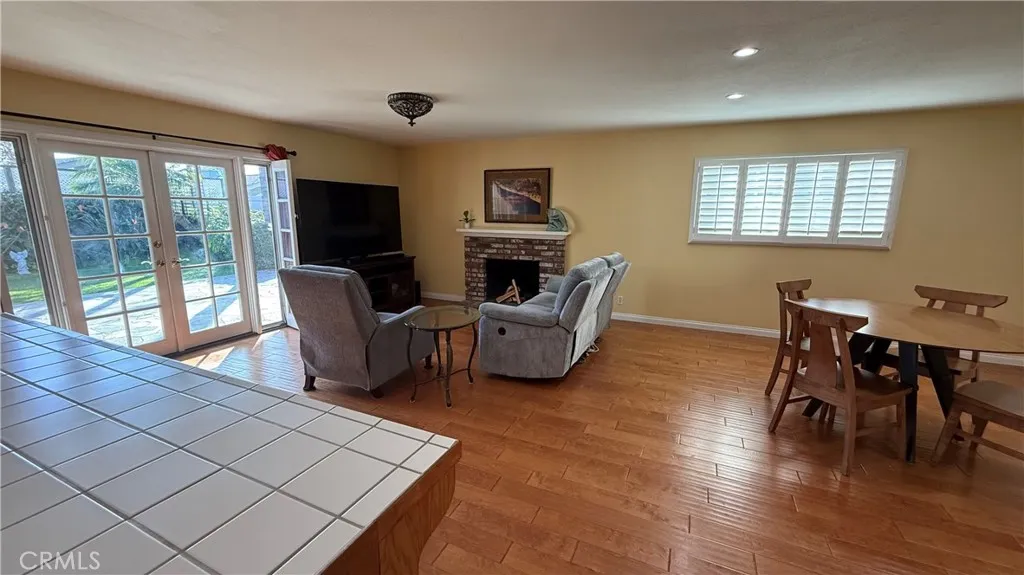 8422 Munster, Huntington Beach, California 92646 home-pic-9