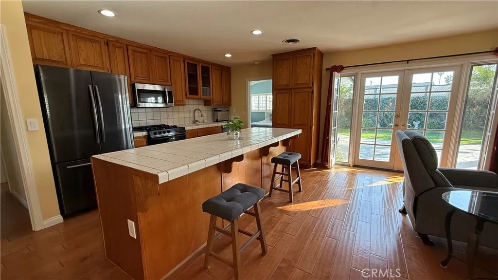 8422 Munster, Huntington Beach, California 92646 home-pic-2
